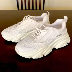 Steve Madden white chunky sneaker